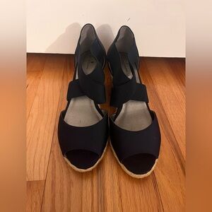 Bandolino Hullen Espadrille Wedge Sandals Navy Size 9